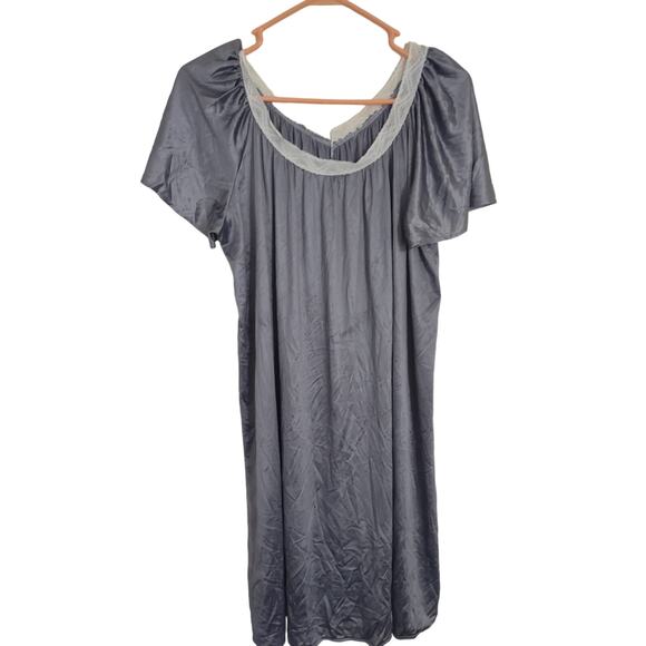 VTG Feather bed Intimates Satin Nightgown Size 1X Romantic Made In The USA - Picture 1 of 5